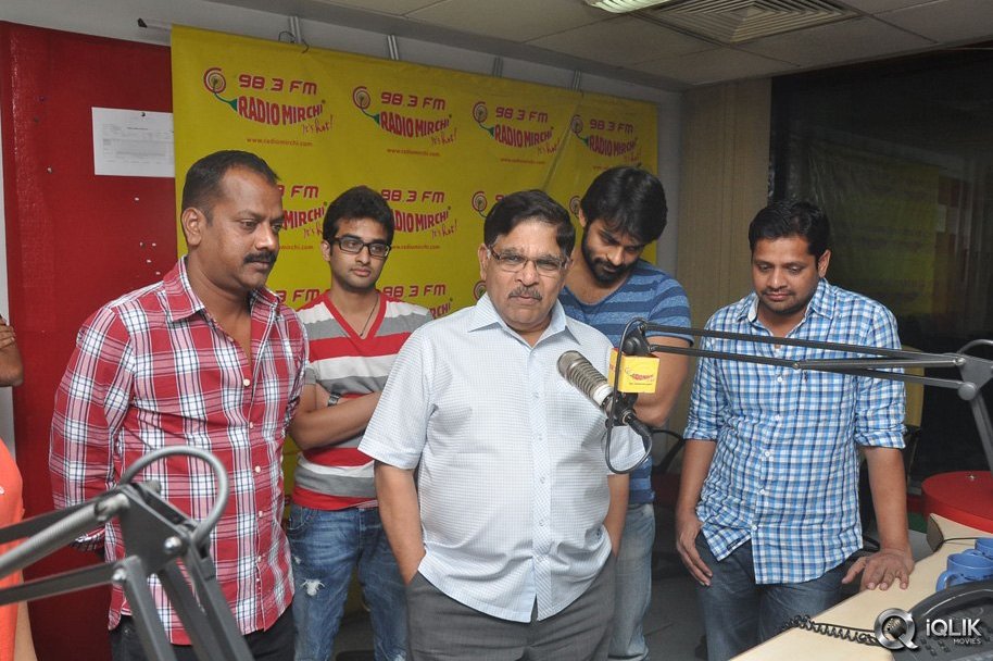Pilla-Nuvvu-Leni-Jeevitham-Movie-Song-Launch-at-Radio-Mirchi